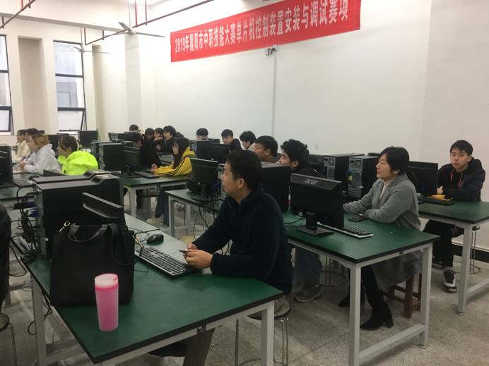 企业讲师+校内双师整周实训 (11) 企业讲师+校内双师整周实训 (11)